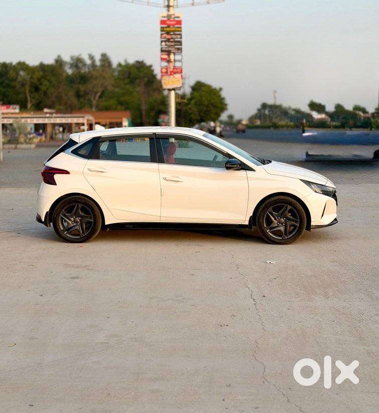 Hyundai I20 1.2 Spotz, 2022, Cng & Hybrids