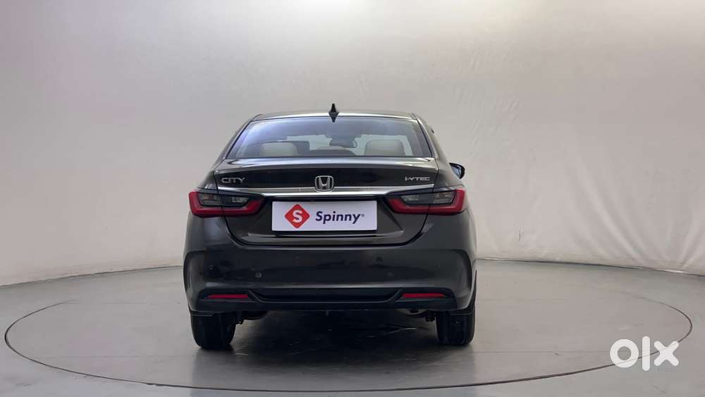 Honda City 1.5 V Mt, 2023, Petrol