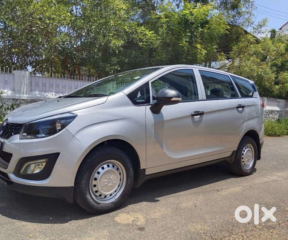Mahindra Marazzo M2, 2021, Diesel