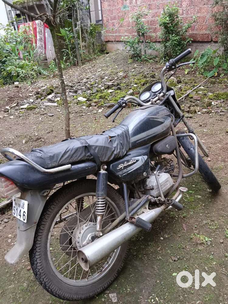 Splendor (2001) Motorcycles 1824575865 - Main Image