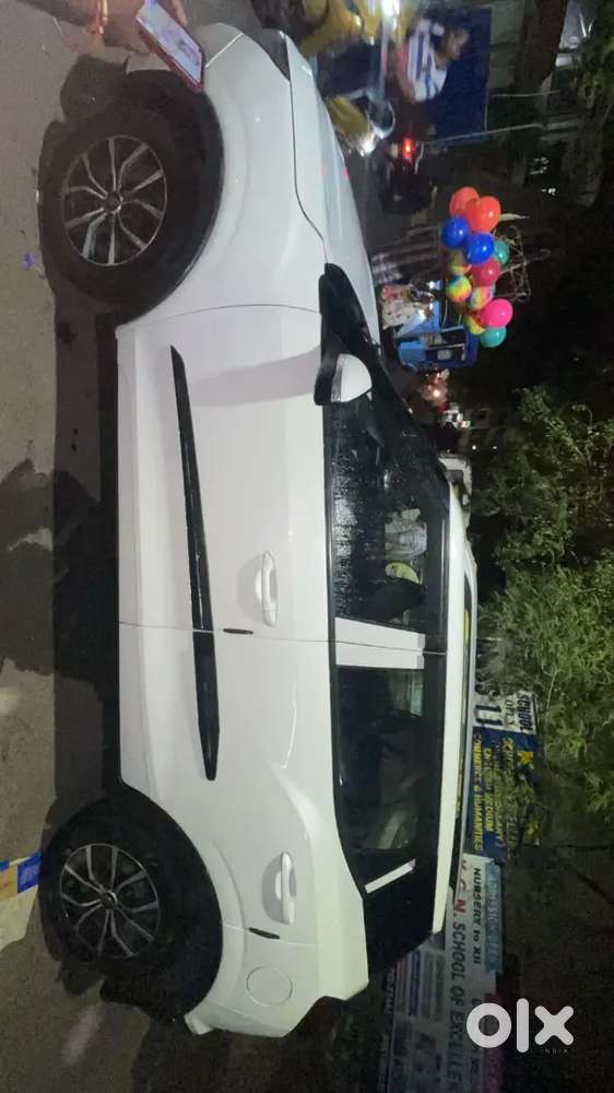 Mahindra Xuv 300 W40