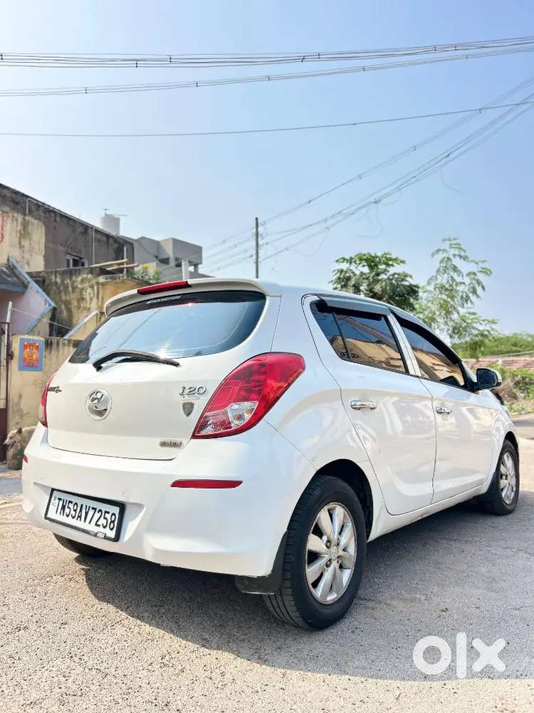 Hyundai I20 2012 Diesel 92000 Km Driven