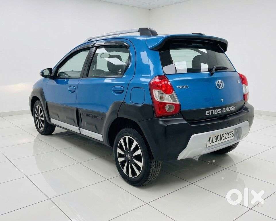 Toyota Etios Cross 1.2l G, 2015, Cng & Hybrids
