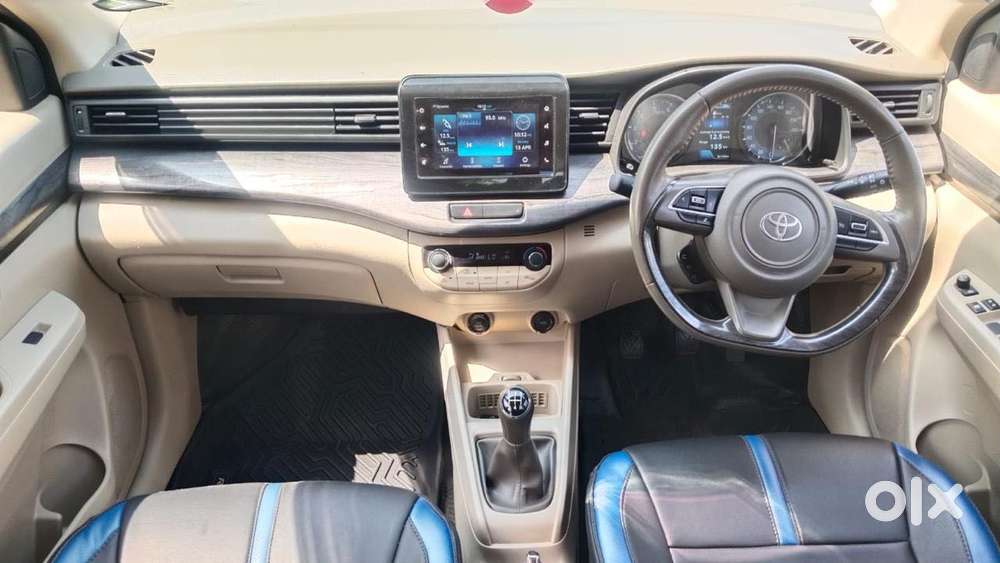 Toyota Rumion V Mt, 2023, Petrol