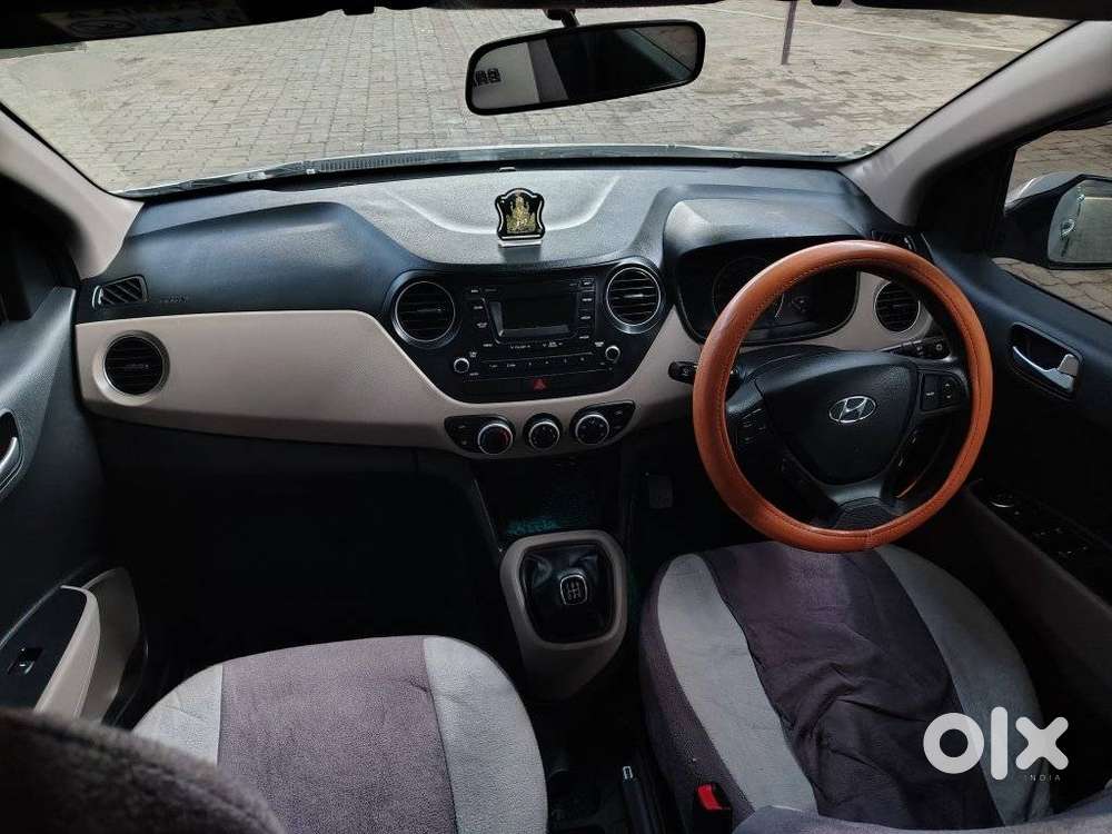 Hyundai Grand I10 2013-2016 Sportz, 2016, Petrol