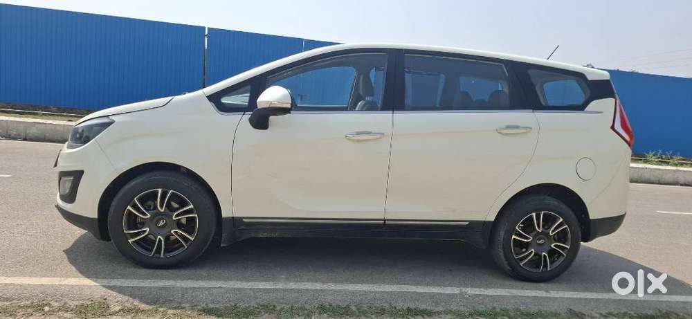 Mahindra Marazzo M8 8str, 2020, Diesel