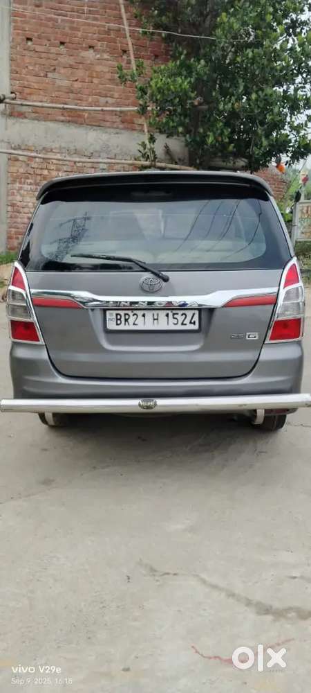Toyota Innova 2013 Diesel 93000 Km Driven