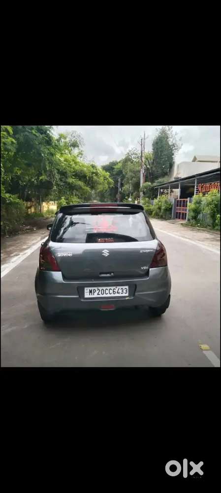 Maruti Swift 2010 (grey Colour) – Excellent Condition में उपलब्ध