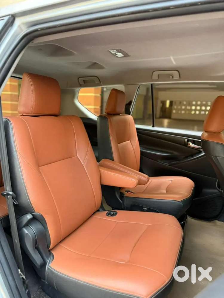 Toyota Innova Crysta 2018