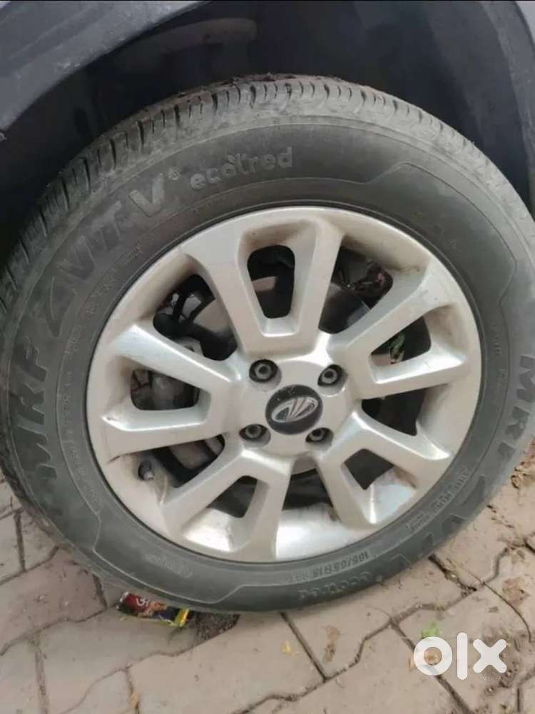 Mahindra Kuv 100 D75 K8 Dual Tone, 2019, Diesel