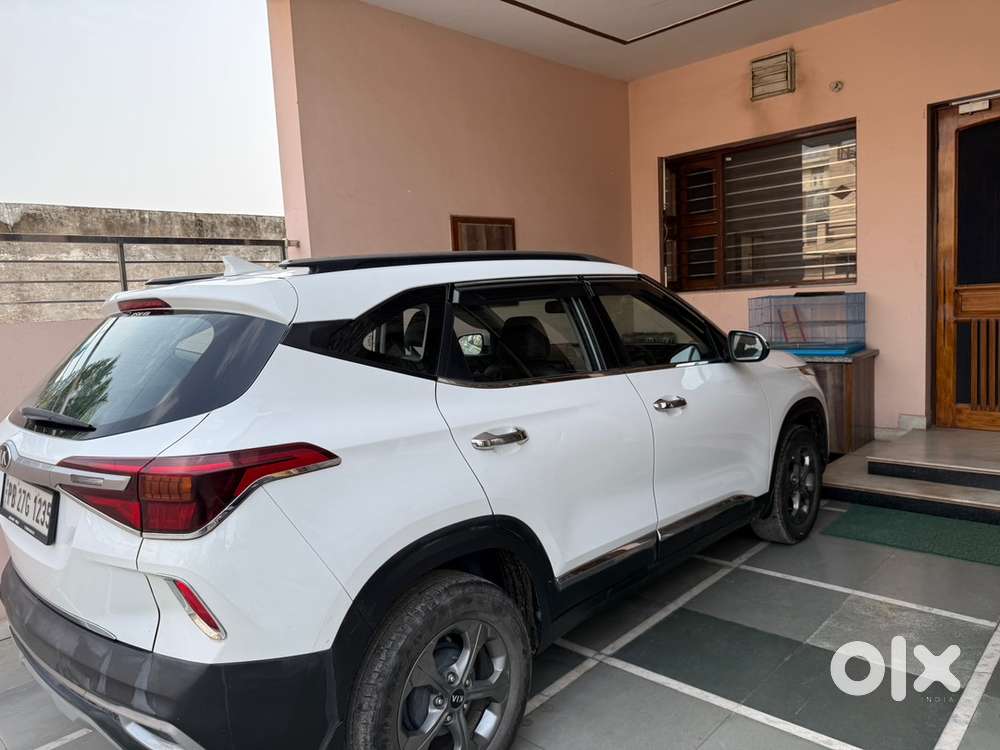 Kia Seltos 1.5 Petrol Manual 2021 Very Low Km Looks New