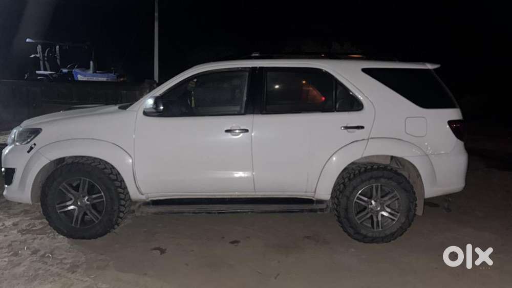 Toyota Fortuner 2010 Diesel Well Maintained