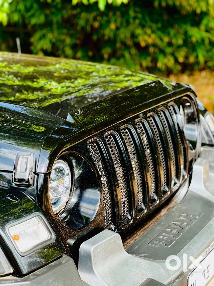 Mahindra Thar Petrol 2022