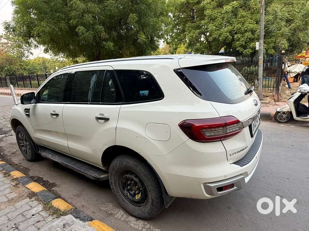 Ford Endeavour 3.2 Titanium 2017 Diesel