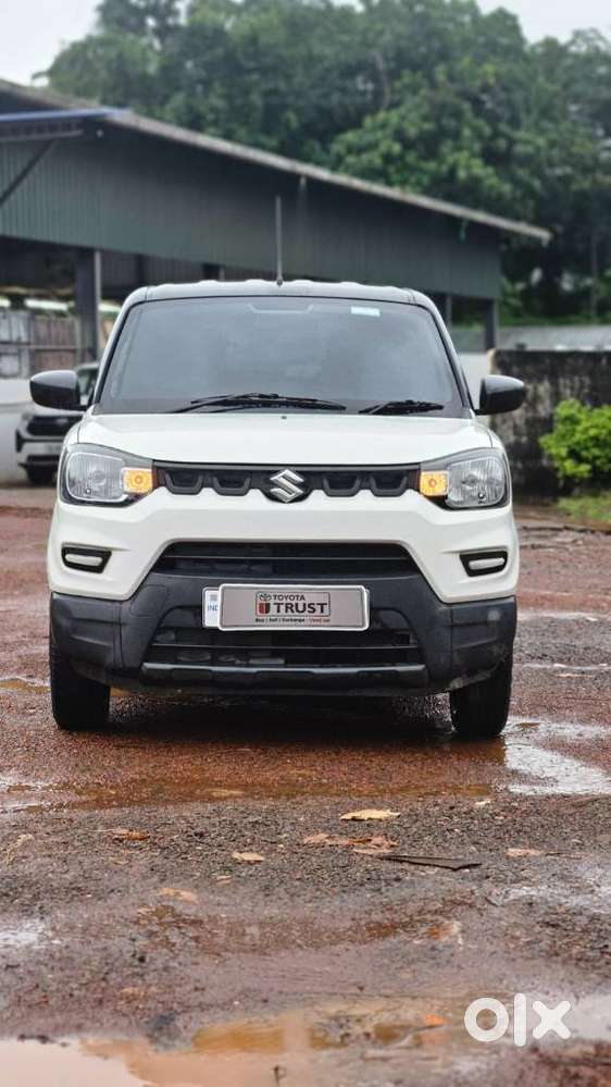 Maruti Suzuki S-presso Vxi, 2023, Petrol