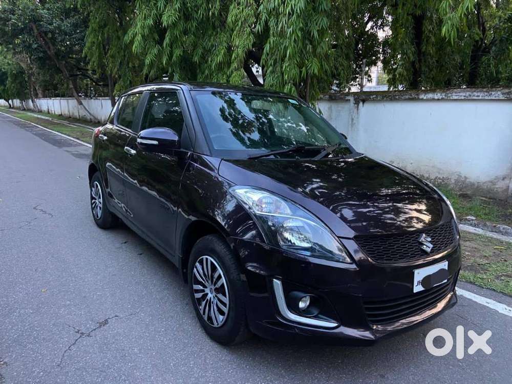 Maruti Suzuki Swift Vxi 1.2 Abs Bs-iv, 2016, Petrol