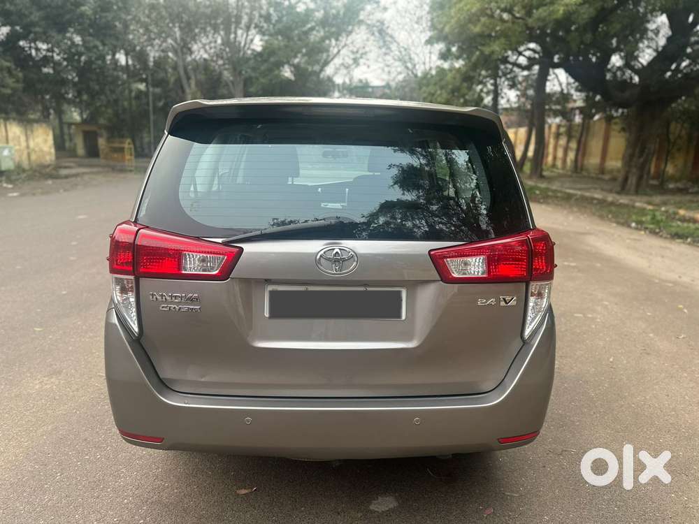 Toyota Innova Crysta 2.4 V, 2017, Diesel