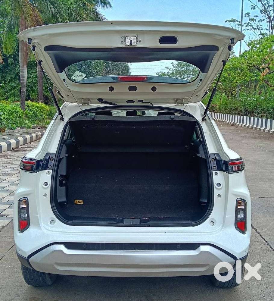Maruti Suzuki Grand Vitara 1.5 Zeta Cng, 2024, Cng & Hybrids