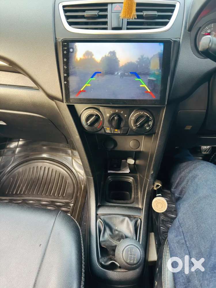 Maruti Suzuki Swift Lxi Optional-o, 2017, Petrol
