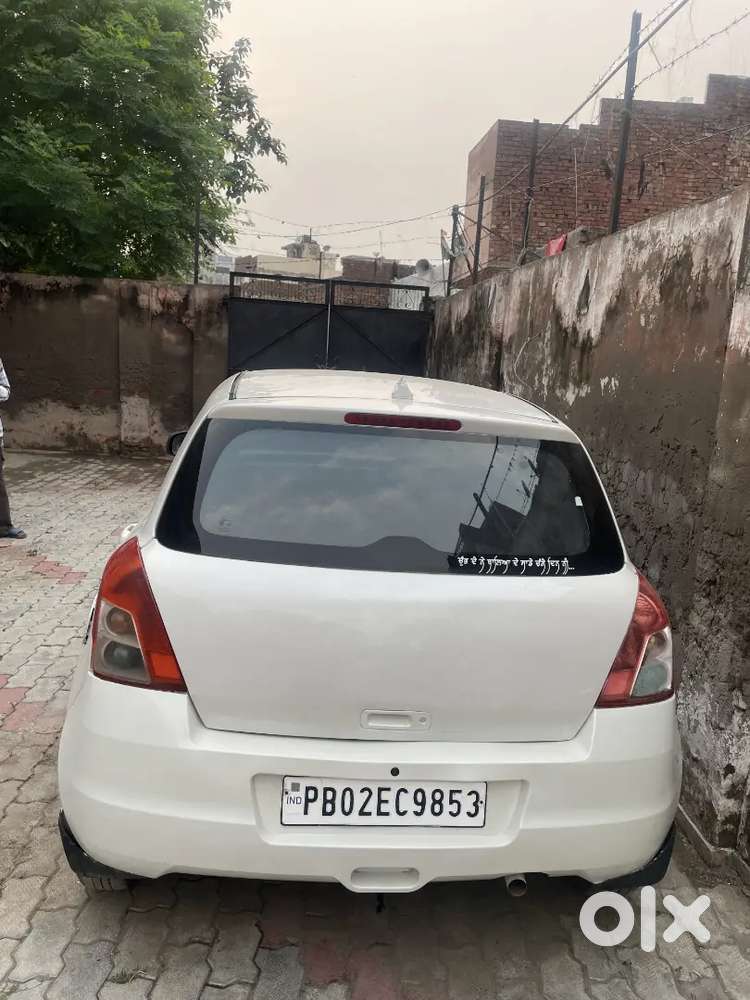 Maruti Suzuki Swift 2011 Petrol Good Condition