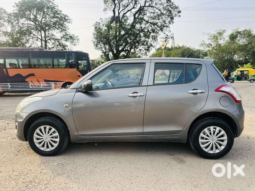 Maruti Suzuki Swift Lxi, 2016, Petrol