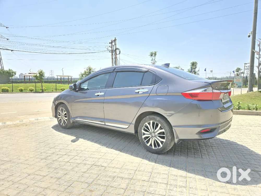 Honda City Zx Petrol Top Auto Sunroof
