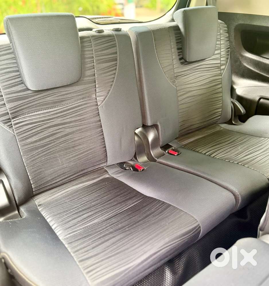 Toyota Innova Crysta 2019