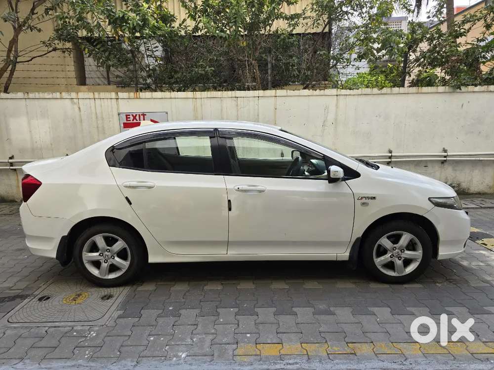 Honda City S 2013  2nd Owner  Petrol Manual  Excellent Condition