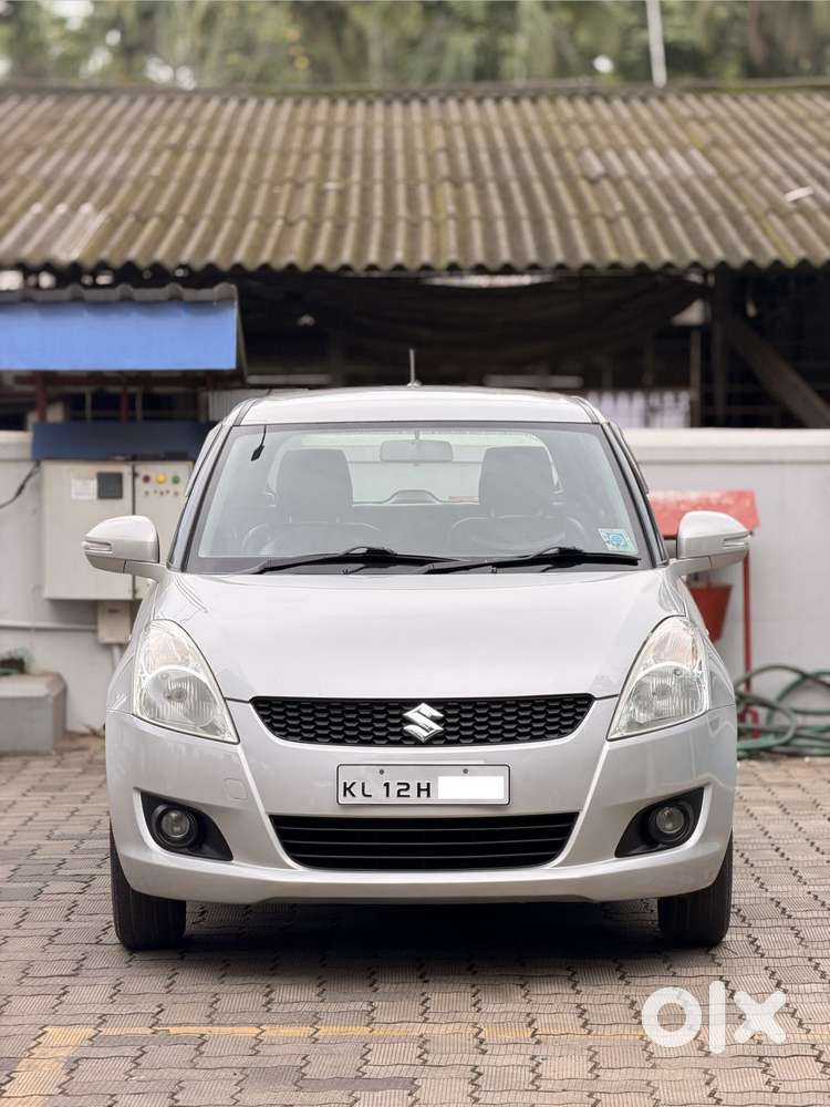 Maruti Suzuki Swift Vxi + Manual, 2013, Petrol