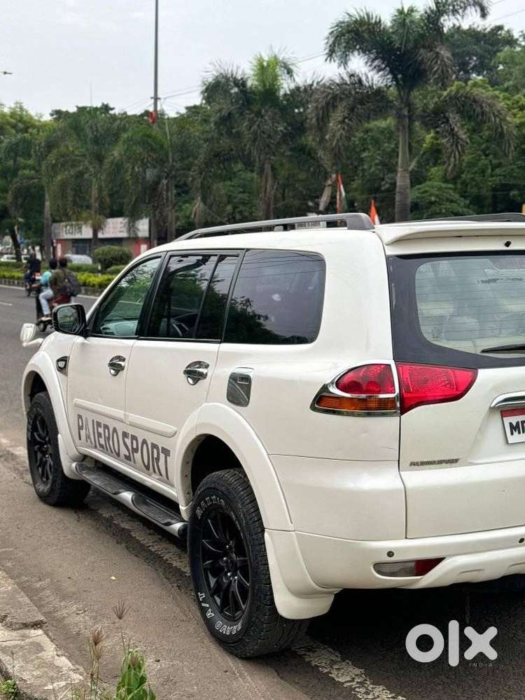 Mitsubishi Pajero Sport 2.5 Manual, 2014, Diesel