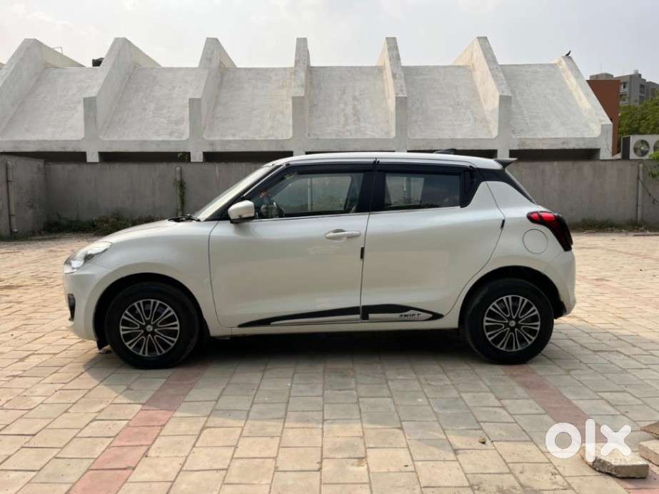 Maruti Suzuki Swift 1.2 Vxi (o), 2022, Petrol