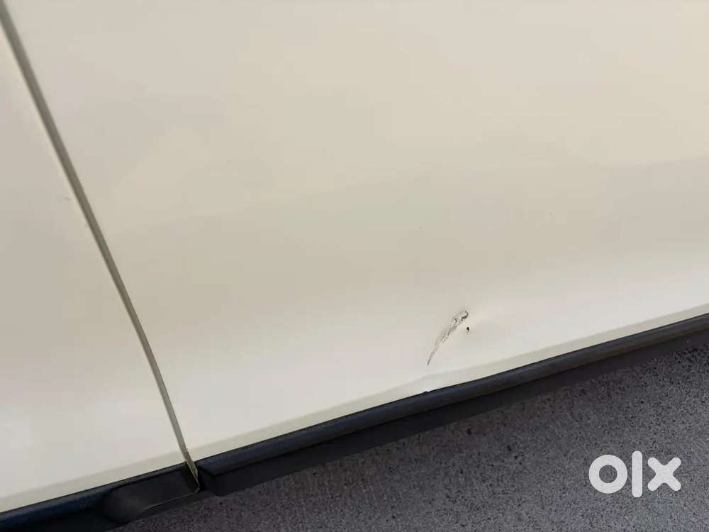 Mahindra Xuv300 2022 Petrol 35000 Km Driven
