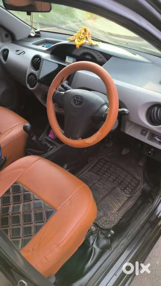 Toyota Etios Liva 2011