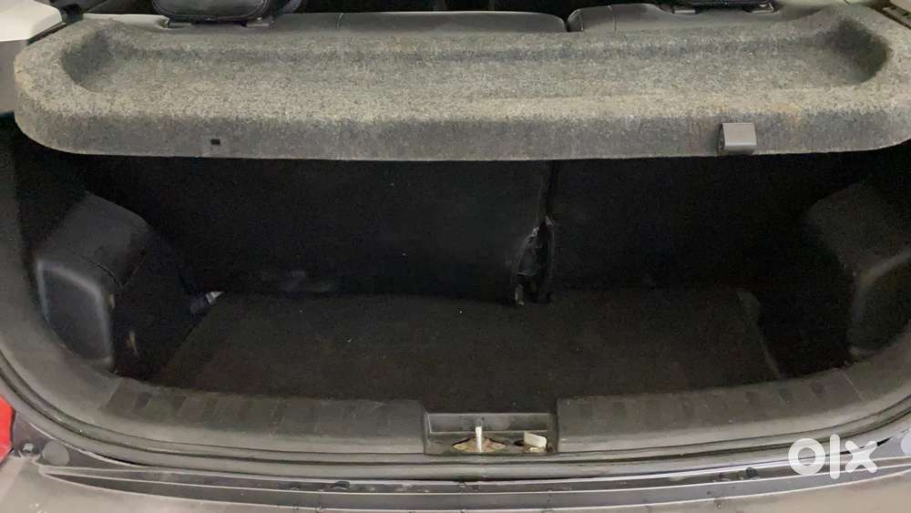 Maruti Suzuki Swift 1.2 Lxi (o), 2017, Petrol