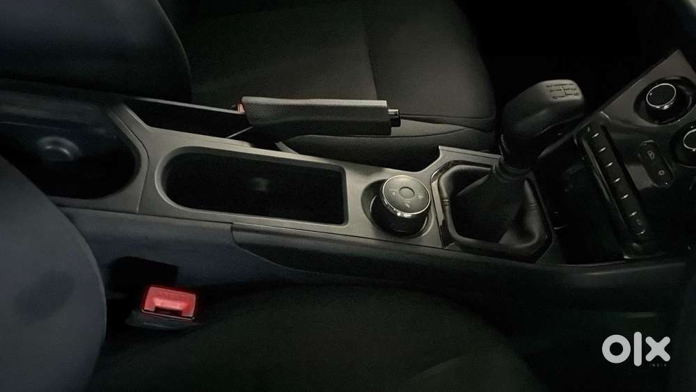 Tata Nexon Pure 1.2 Revotron Petrol 6 Mt, 2025, Petrol