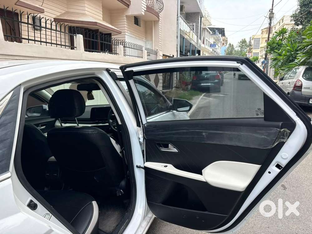 Hyundai Verna Petrol Manual 2025