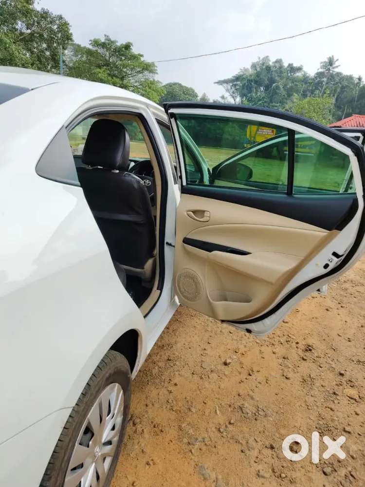 Toyota Yaris 1.5 Ativ 2019