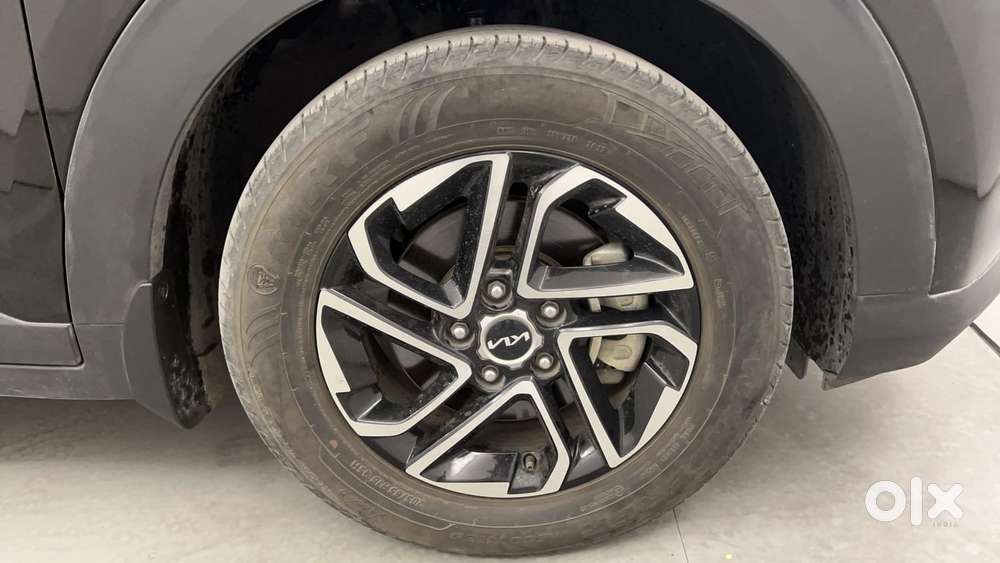 Kia Carens 1.4 Prestige Plus Turbo 7 Str, 2022, Petrol