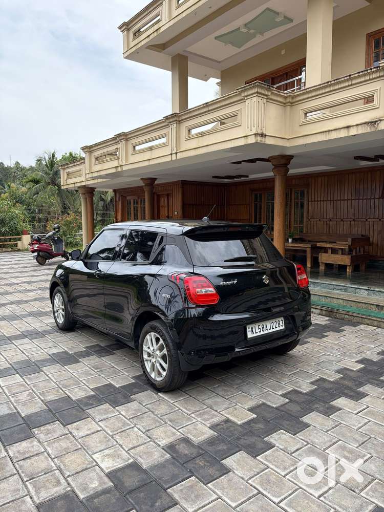 Maruti Suzuki Swift Vvt Zxi, 2023, Petrol