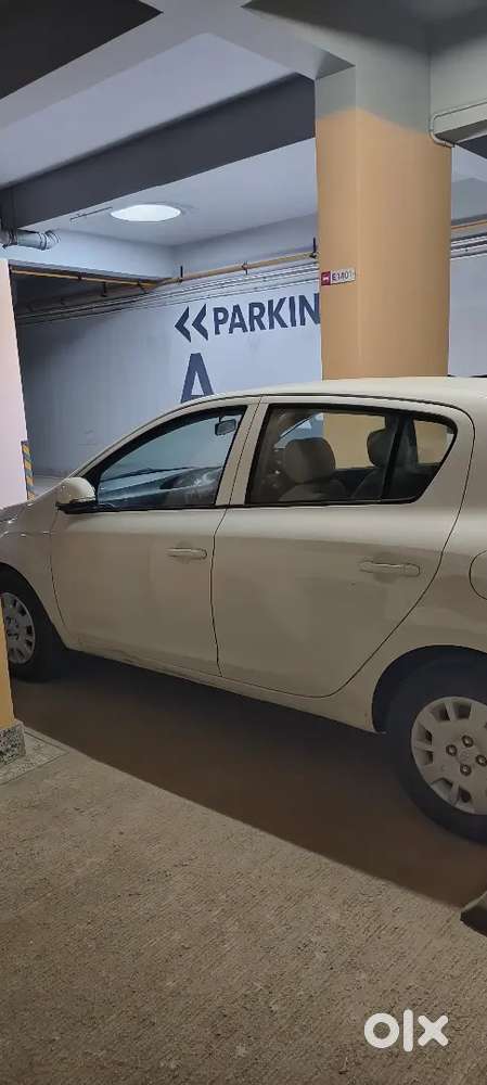 Hyundai I20 Magna Petrol 2012