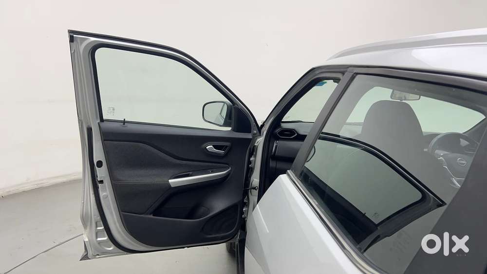 Nissan Magnite 1.0 Xv Premium Turbo Cvt (o), 2022, Petrol