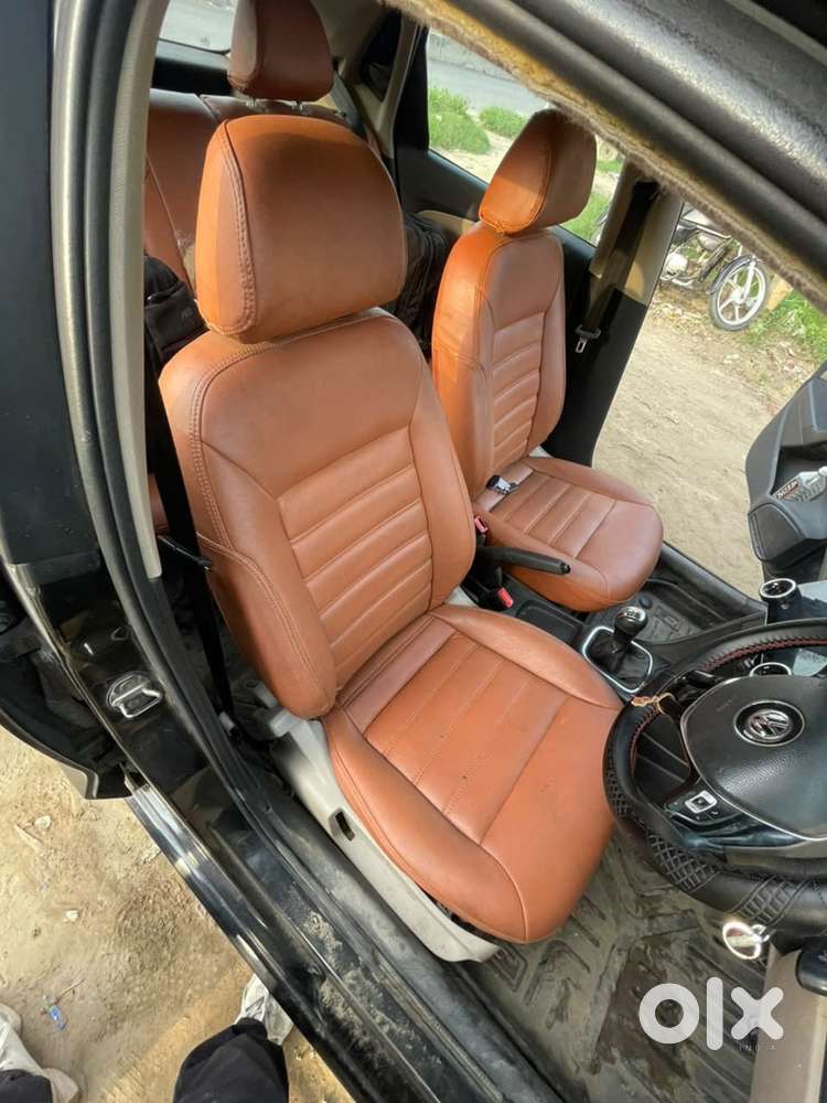 Volkswagen Polo 2011 Car