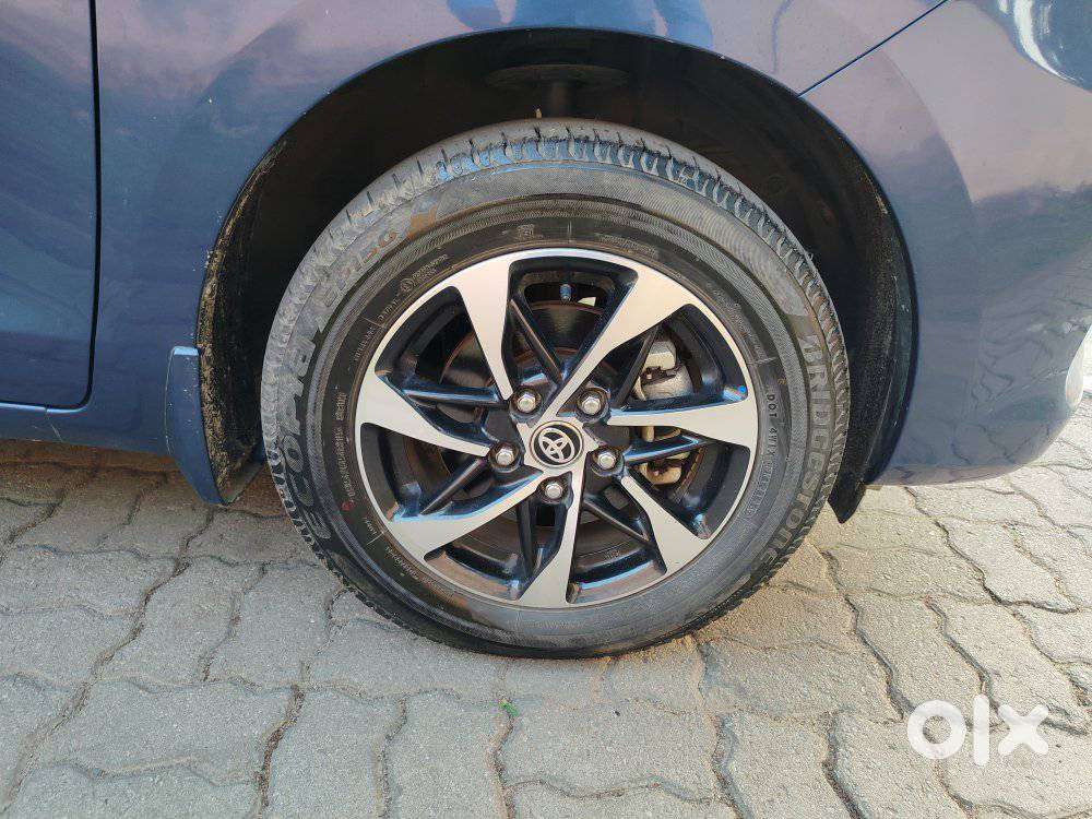 Toyota Rumion V Mt, 2023, Petrol