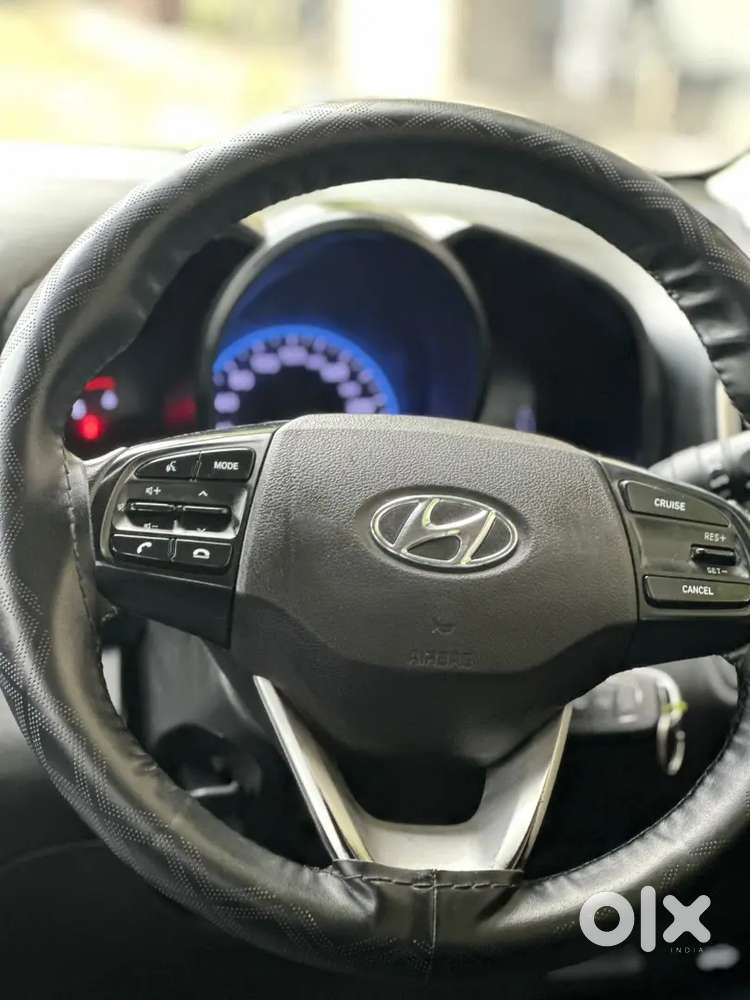 Venue Sx (top Model)
Sunroof
Diesel 
Manual
2020 Mo