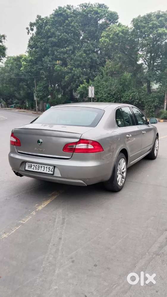 Skoda Superb, 2013, Petrol