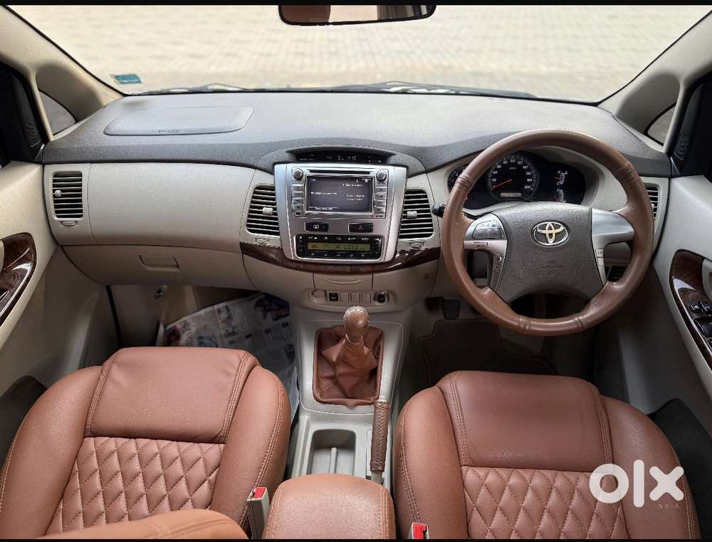 Toyota Innova 2.5 V 7 Str, 2014, Diesel