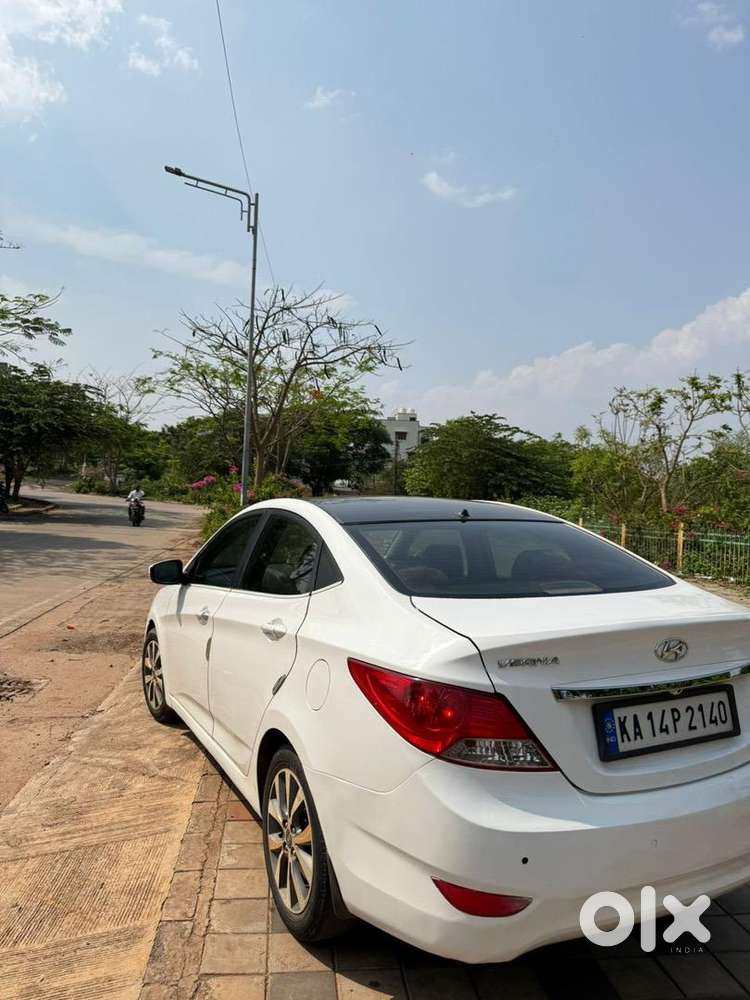 Hyundai Fluidic Verna 2014 Diesel 180000 Km Driven