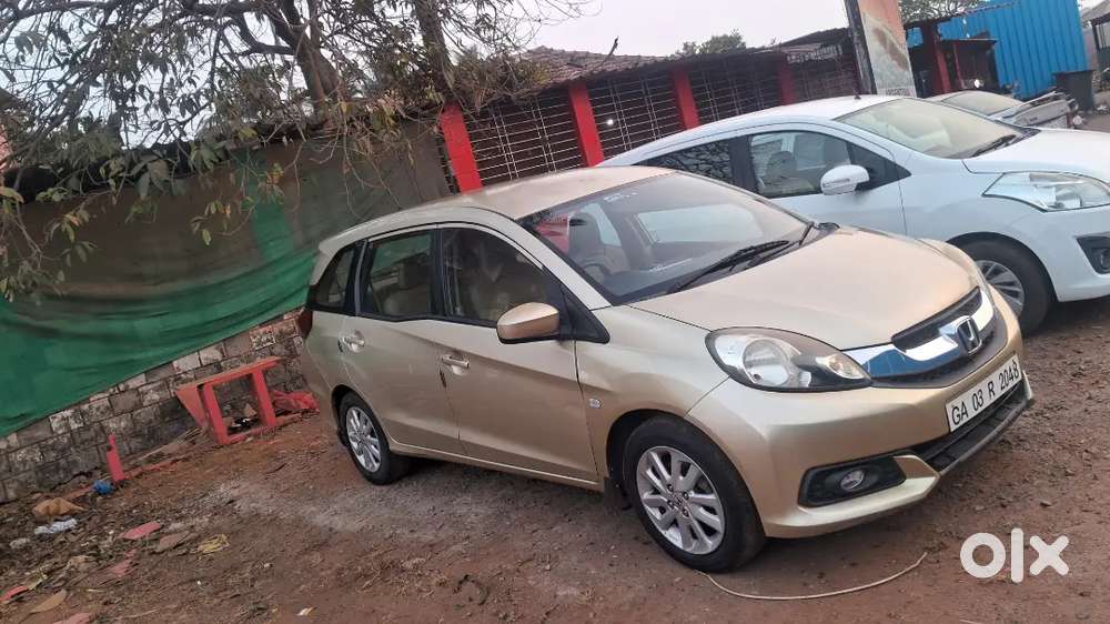 Honda Mobilio Top  2015 7 Seater Car