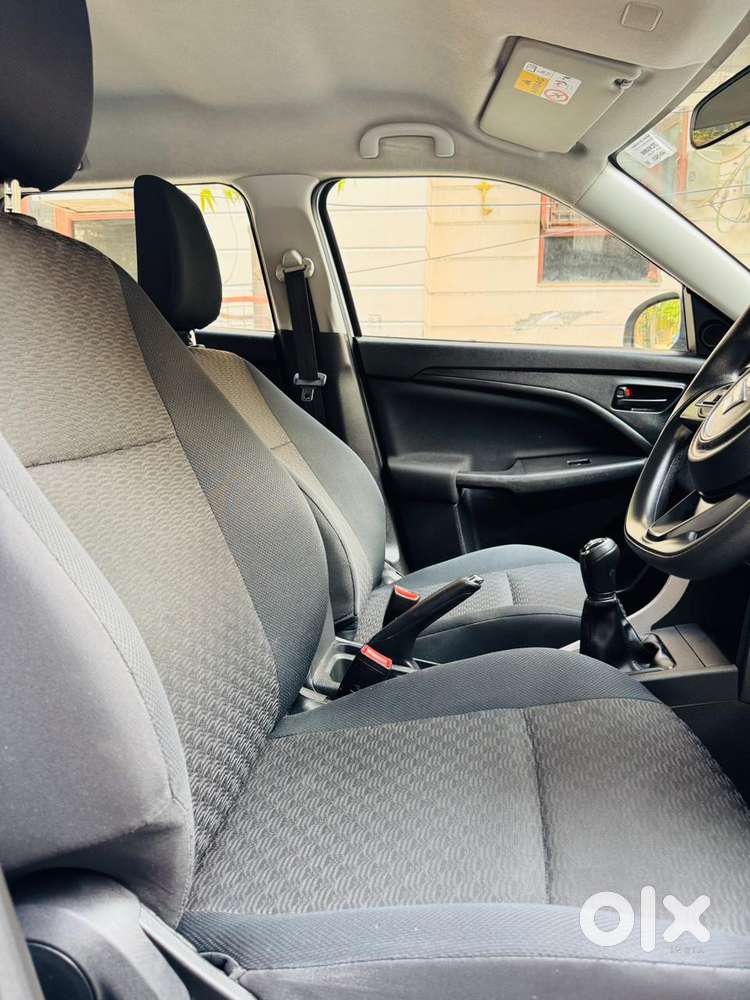 Maruti Suzuki Brezza 1.5 Vxi Smart Hybrid, 2023, Petrol
