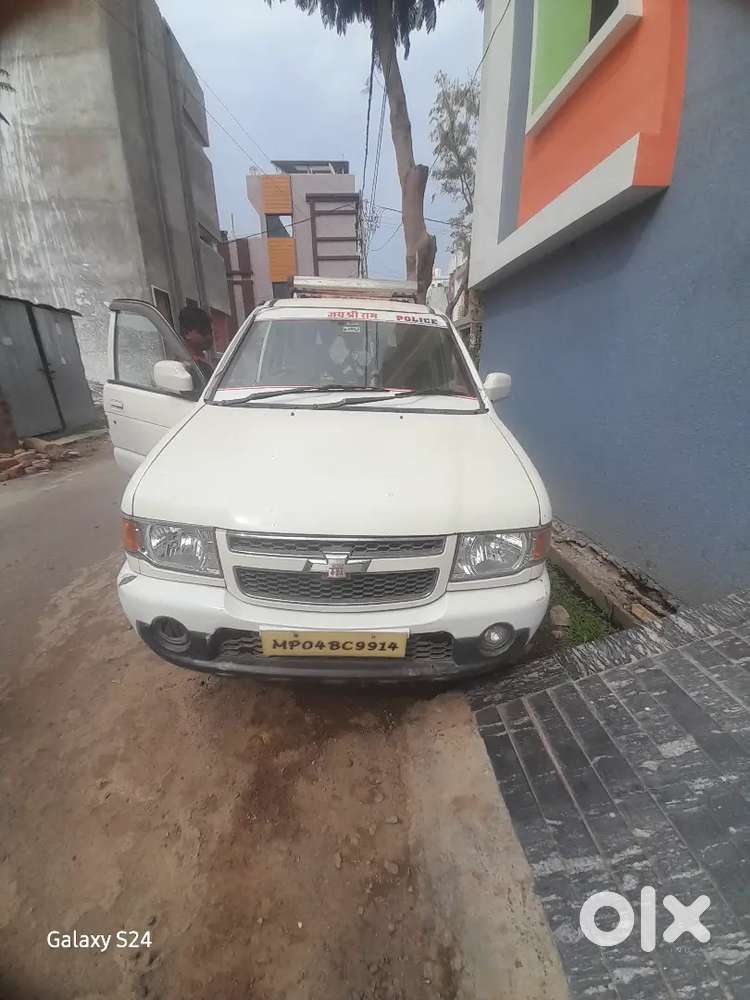 Chevrolet Tavera Neo 2013